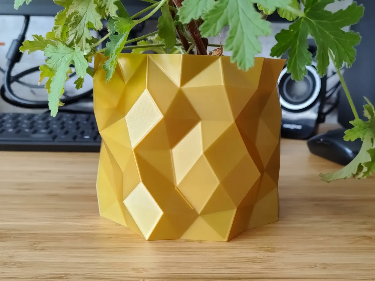 Shatter Vase